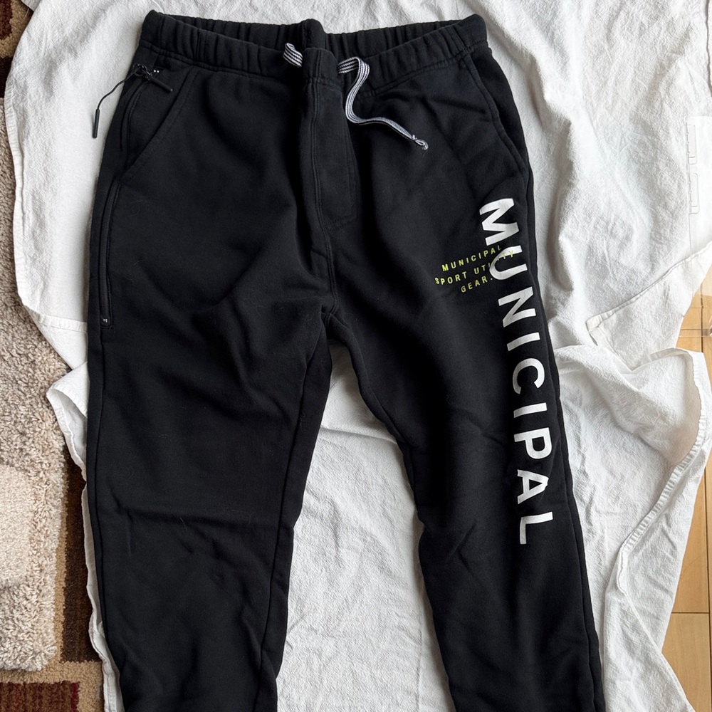 Municipal Black training day joggers men’s medium
